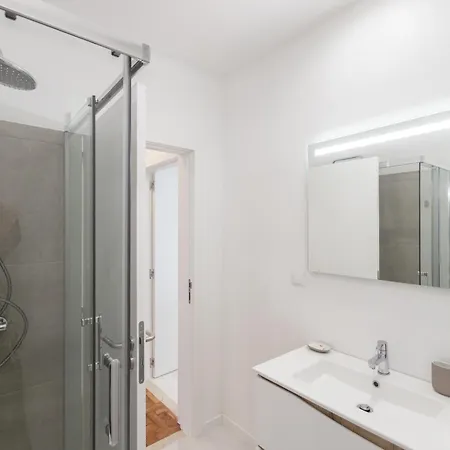 Апартаменти Flh Campo Ourique Cosy Chic Flat